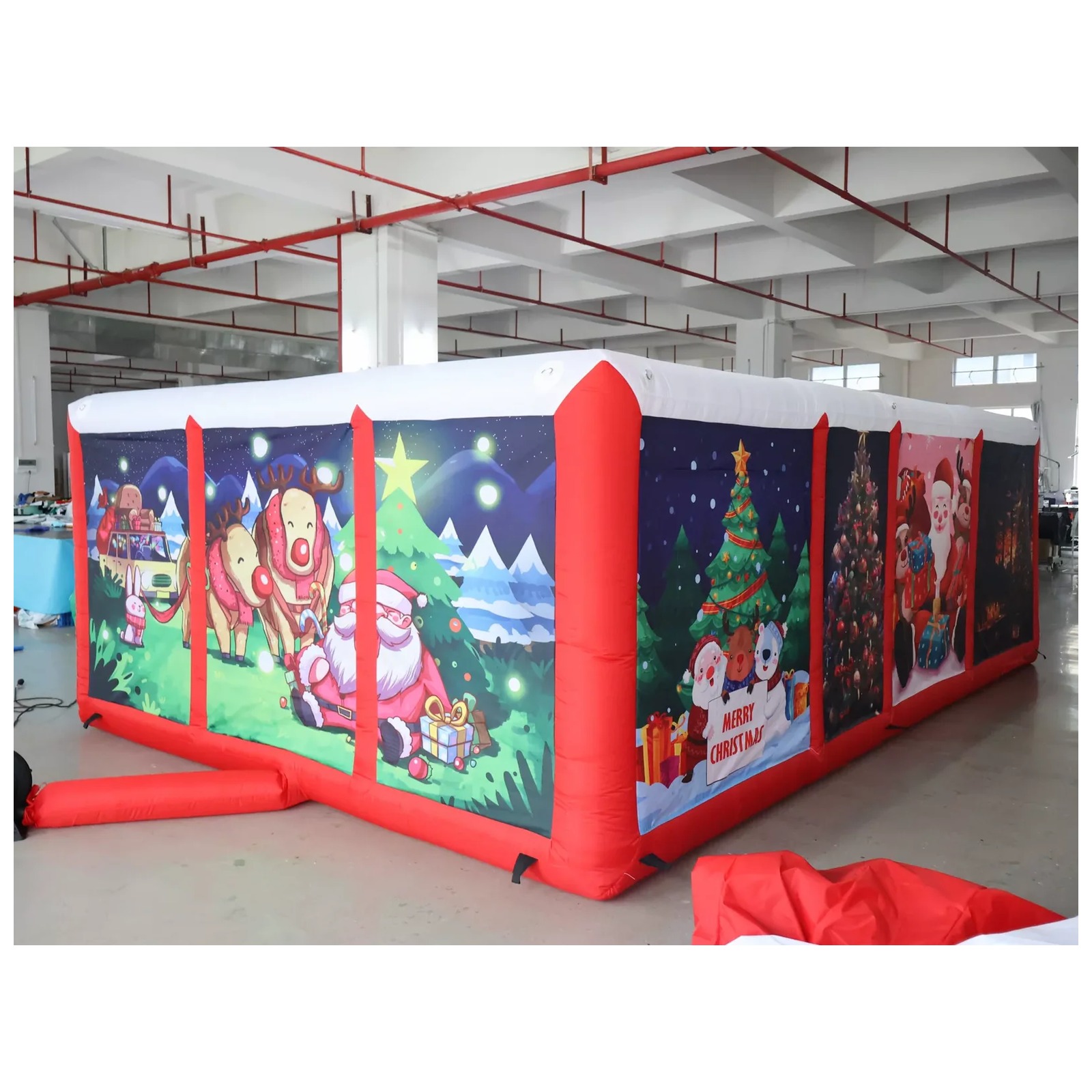Czerwony, nadmuchiwany labiryn – Outdoor Adventure Rentals recenzja i cena